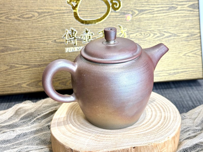 新春柴燒茶器禮盒優惠套組 - 茶壺/茶杯/茶具 - 陶 