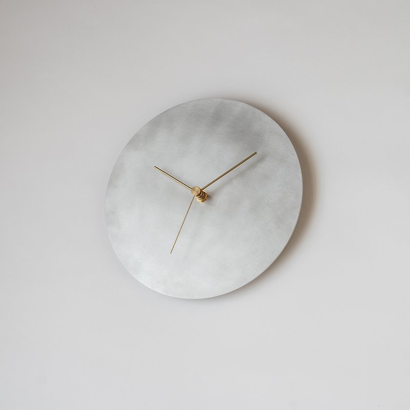 Wall clock type 2 / aluminum - นาฬิกา - โลหะ สีเงิน