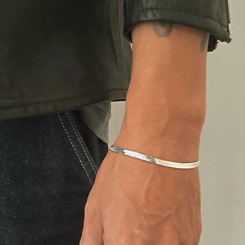 CRéAM 【CReAM】預購Huba不鏽鋼銀色蛇鍊扁鍊中性男性手環手鍊