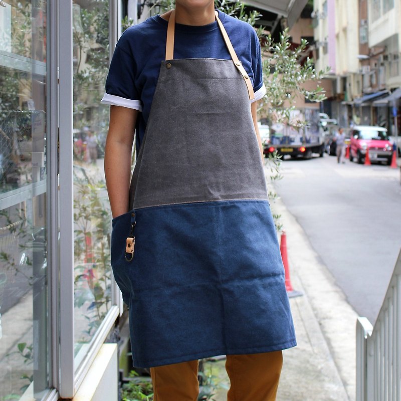 DailyAPRON dual colour washed canvas apron with leather strap - ผ้ากันเปื้อน - ผ้าฝ้าย/ผ้าลินิน 