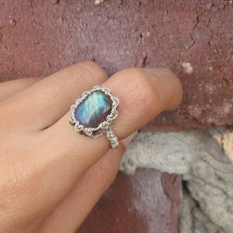 [] Lost and find natural stone stonework elongated silver wire ring - แหวนทั่วไป - เครื่องเพชรพลอย สีน้ำเงิน