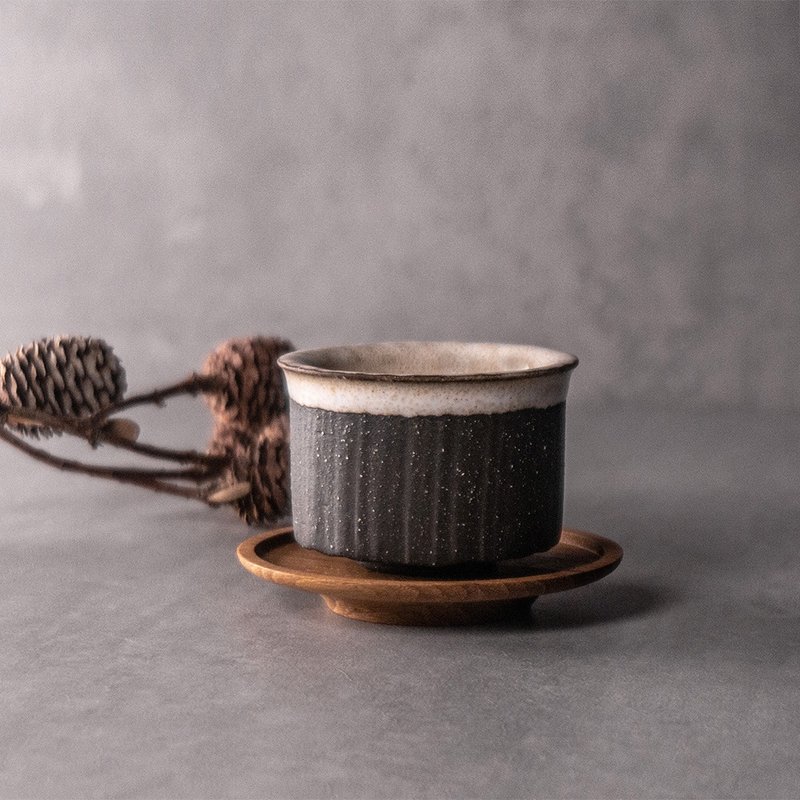 無我系列-茶杯+杯托組80ml - 茶壺/茶杯/茶具 - 陶 黑色