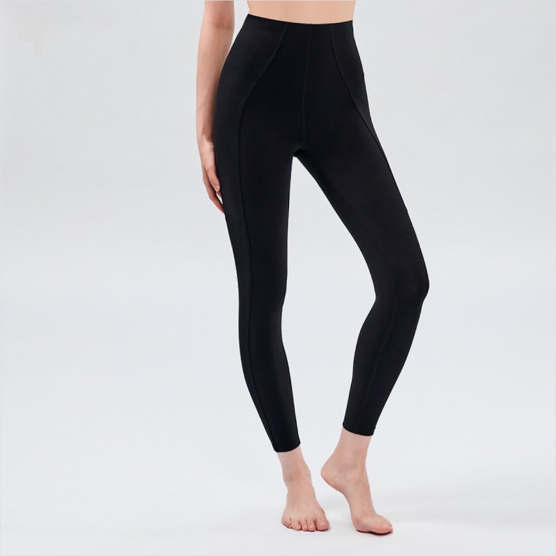 PAKEKE Legging (Moonless Black) - Women's Yoga Apparel - Other Materials Black