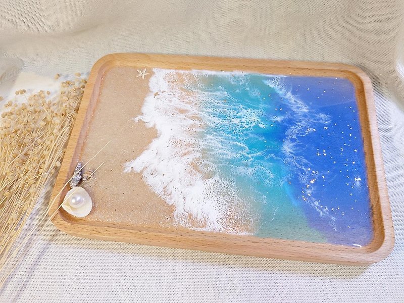 真珠の海と星の海: Sea Wave 無垢材トレイ/エポキシ樹脂トレイ - 置物 - レジン ブルー
