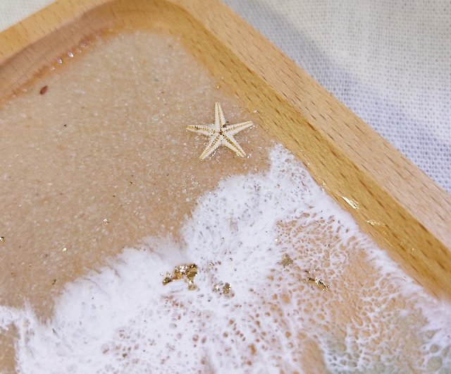 Sea of Stars: Ocean Wave Solid Wood Tray/Epoxy Resin Tray - Shop  yu-guang-art Items for Display - Pinkoi