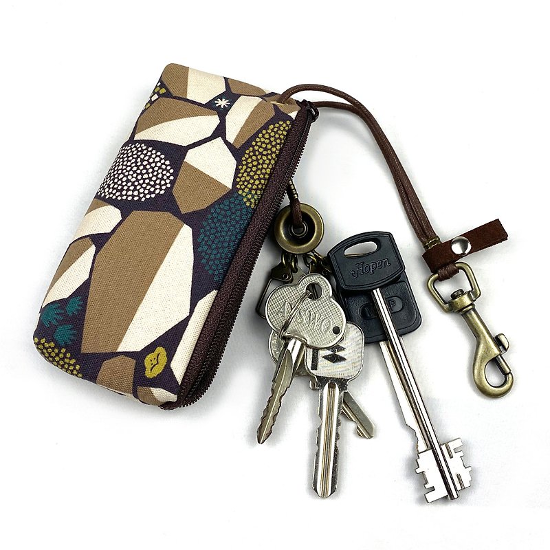 Zipper key case (fertile soil) Made-to-order production* - Keychains - Cotton & Hemp Brown