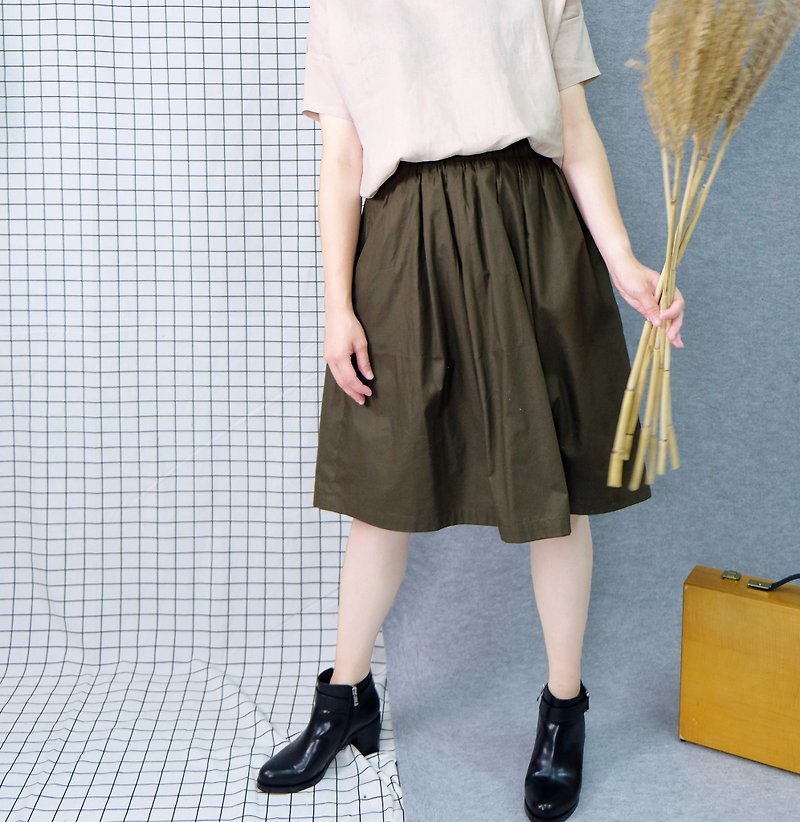 hikidashi double-sided wear round skirt - army green - Skirts - Cotton & Hemp Multicolor