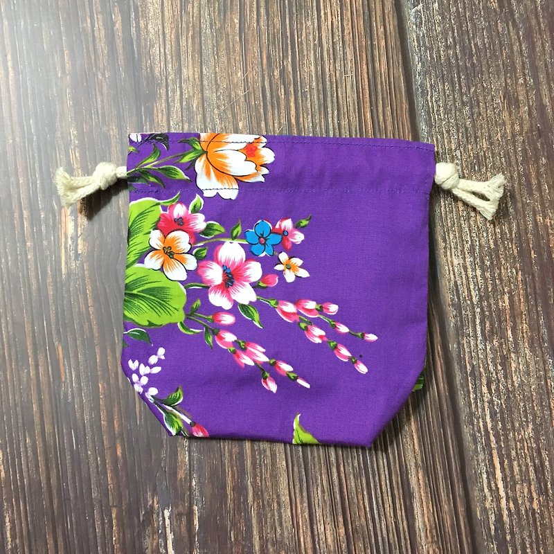 紫色客家風情x藍色油桐-雙面收納束口袋-小 - 化妝包/收納袋 - 棉．麻 紫色
