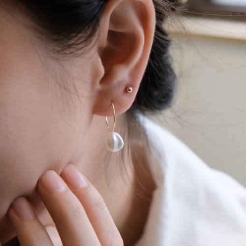 Beau Jewelry 秘境漫步 異形珍珠C字耳勾 14K包金 注金 穿搭
