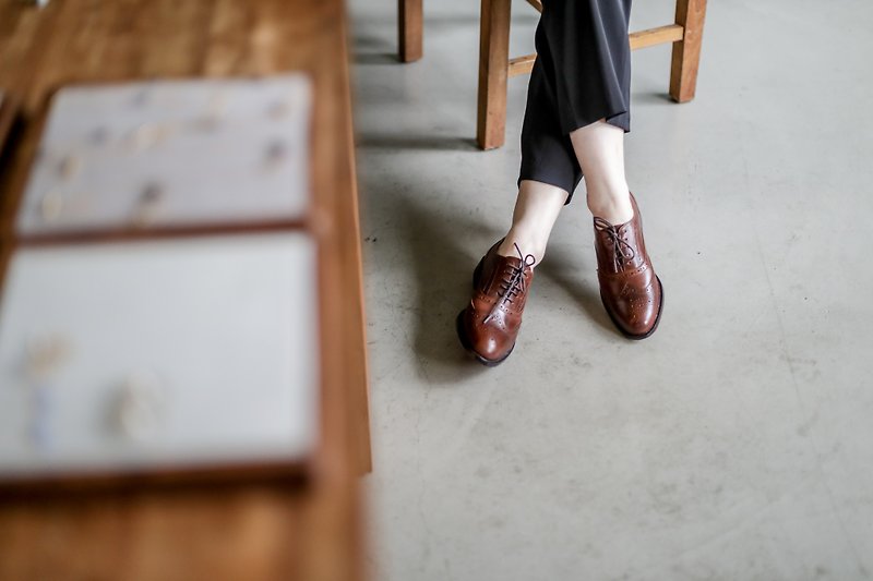 Full wing pattern carved Oxford shoes cocoa - รองเท้าอ็อกฟอร์ดผู้หญิง - หนังแท้ สีนำ้ตาล