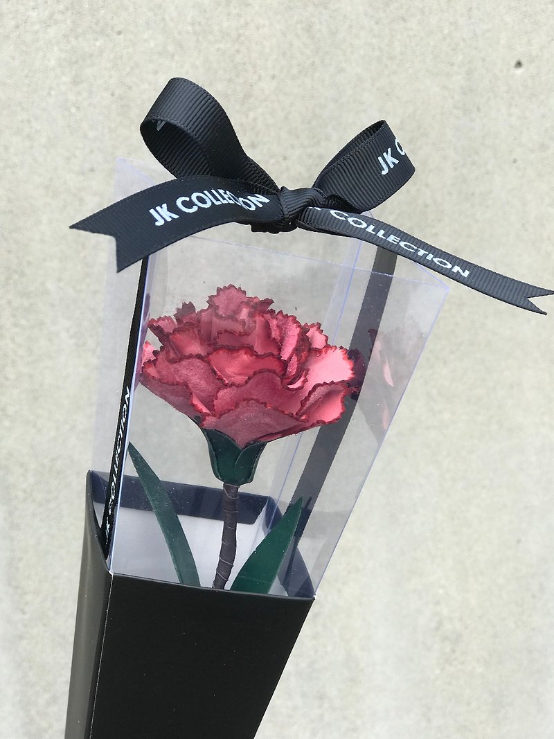 Hand-Dyed Leather Carnation Bouquet Box - Items for Display - Genuine Leather Multicolor