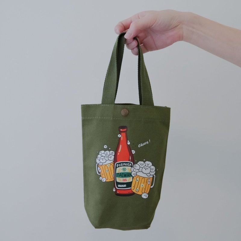 Beverage Cup Bag-Bubble Sheep Taiwan Beer (Military Green) - กระเป๋าถือ - ผ้าฝ้าย/ผ้าลินิน สีเขียว