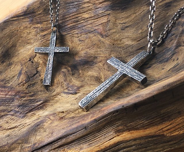 [Half Muguang] Sterling Silver Wooden Cross Necklace