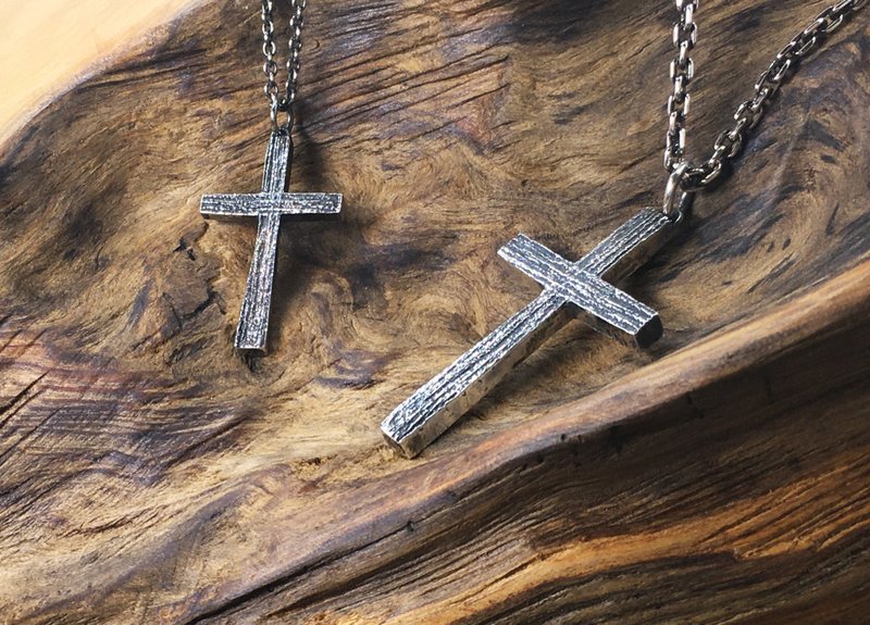 [Half Muguang] Sterling Silver Wooden Cross Necklace - สร้อยคอ - เงินแท้ สีเงิน