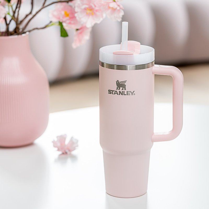 STANLEY Cherry Blossom Season Limited Straw Cup 2.0 0.88L / Spring Pink (With Hanami Paper Box) - Vacuum Flasks - Stainless Steel Multicolor