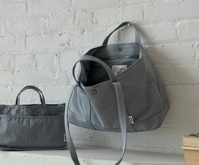 ★THE ALLY★送料込★韓国★大人気★正規品★バッグ★MOLLY BAG Korea The Ally | Molly bag 몰리백| Versatile sports bag