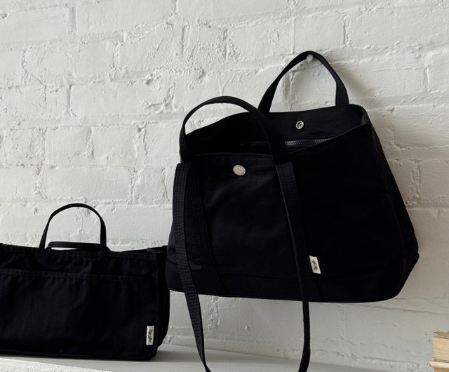 ★THE ALLY★送料込★韓国★大人気★正規品★バッグ★MOLLY BAG Korea The Ally | Molly bag 몰리백| Versatile sports bag