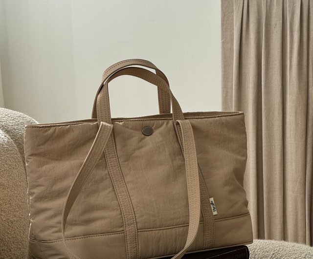 Korea The Ally | Molly bag 몰리백| Versatile sports bag