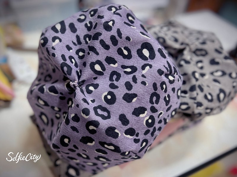 Lilac leopard print pink dot double-sided beret - Hats & Caps - Cotton & Hemp Purple