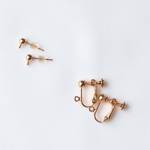 SALE！ハンドメイドピアス 鈴なりクリア×べっ甲風パーツフープ