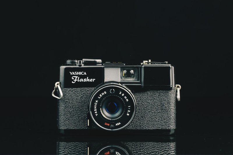 YASHICA FLASHER #4127 #135底片相機 - 相機/拍立得/底片相機 - 其他金屬 黑色