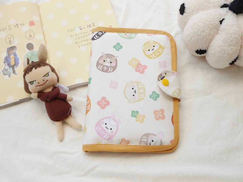 Baby manual cover, mother manual cover, book cover can hold two manuals, cute blessing style - อื่นๆ - ผ้าฝ้าย/ผ้าลินิน สีส้ม