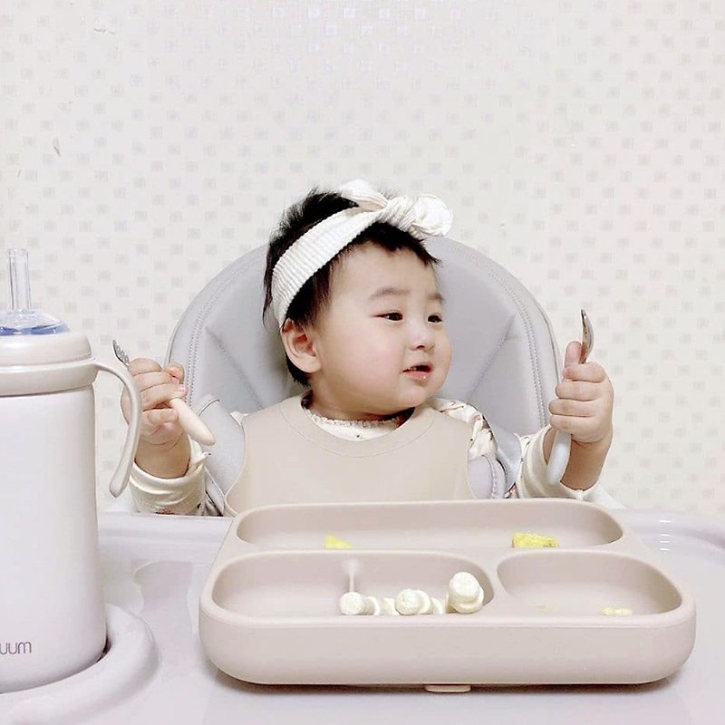 MOYUUM 韓國 白金矽膠吸盤式餐盤盒 - 寶寶/兒童餐具/餐盤 - 矽膠 白色