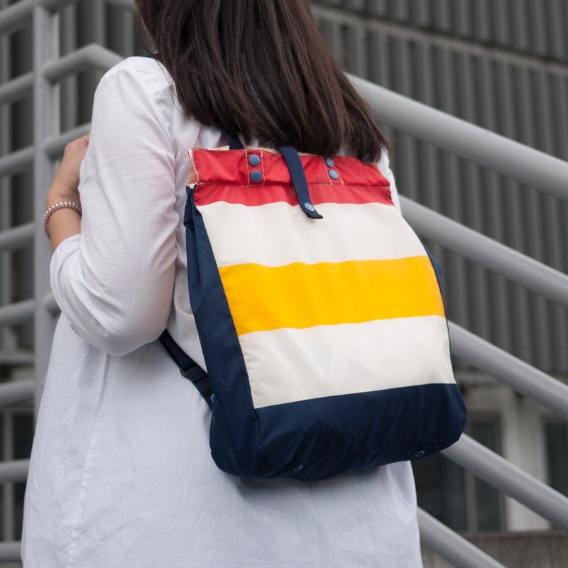 RoBag Roll Backpack-Style Stripe Color Rainbow - กระเป๋าเป้สะพายหลัง - วัสดุกันนำ้ หลากหลายสี