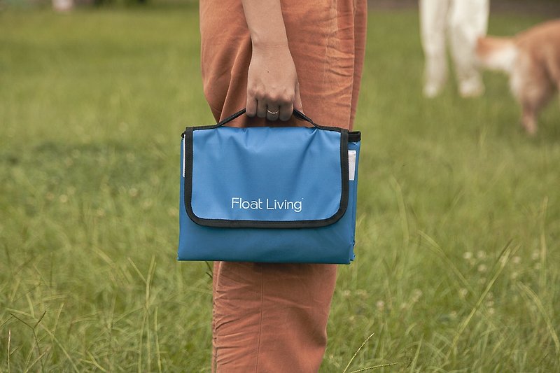 Oxford cloth waterproof picnic mat 120x150cm [folding storage / carrying handle] - Camping Gear & Picnic Sets - Nylon White