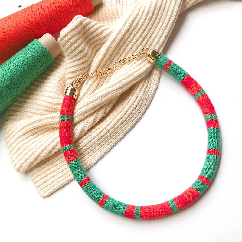 สร้อยคอเชือกถักรุ่น Knit necklace ขนาด SS สี Sunrise - สร้อยคอ - ผ้าฝ้าย/ผ้าลินิน สีส้ม