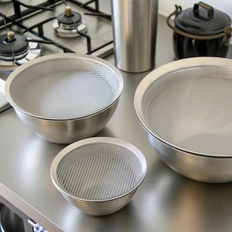 la base has yuan leaf Japanese 304 matte Stainless Steel round shallow filter - Cookware - Stainless Steel Silver