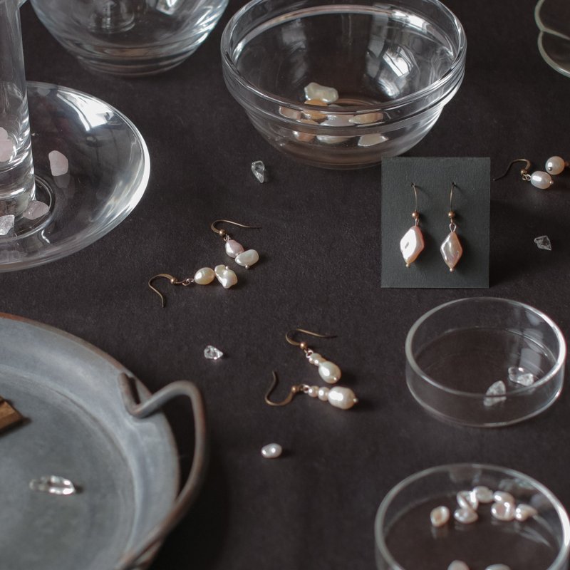 淡水珍珠耳環-微涼/耳針/夾式/可客製 - 耳環/耳夾/耳骨夾 - 珍珠 白色