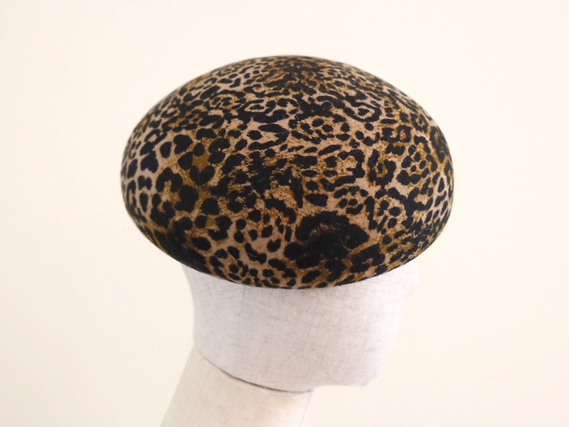 Leopard Wool Felt Beret - หมวก - ขนแกะ สีนำ้ตาล