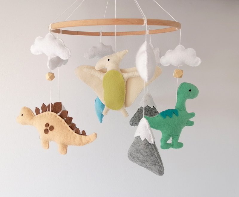 Dinosaur Baby Mobile For Neutral Nursery,Felt Dino Crib Mobile - 寶寶/兒童玩具/玩偶 - 其他材質 