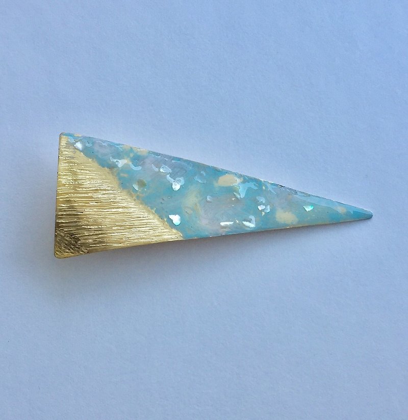 treasure by sea hairclip 　blue　海の宝物三角ヘアクリップ - 髮飾 - 其他金屬 藍色