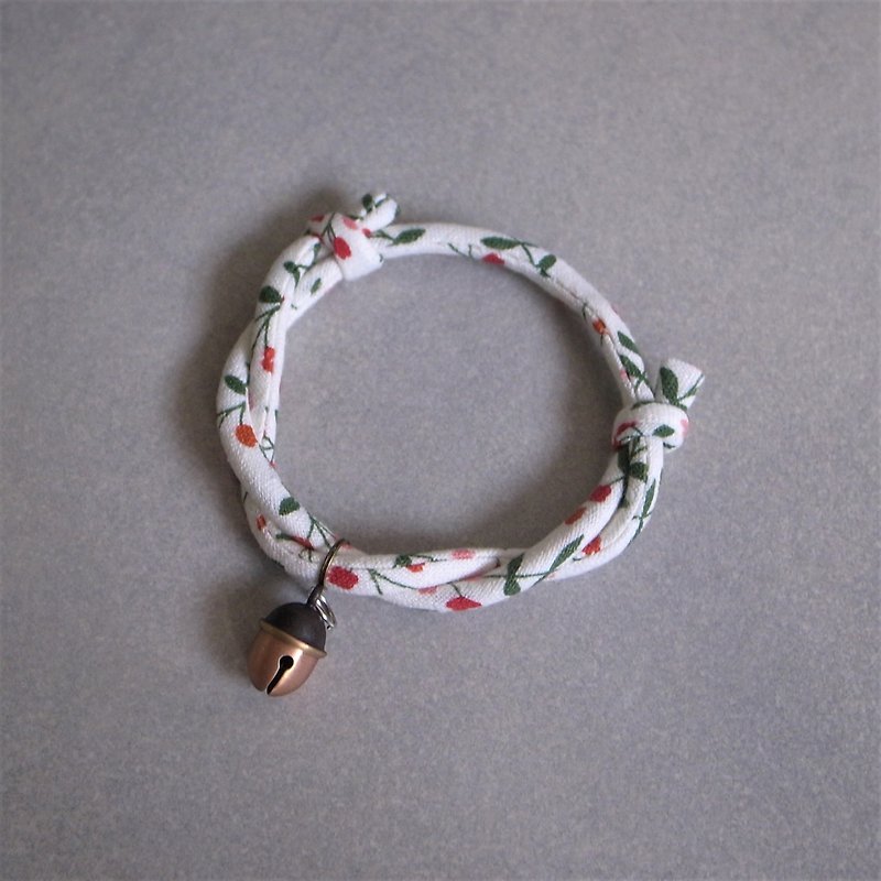Japanese dog collar & cat collar【Nordic Cloth Adjustable】Red Daisy_S size - ปลอกคอ - ผ้าฝ้าย/ผ้าลินิน ขาว
