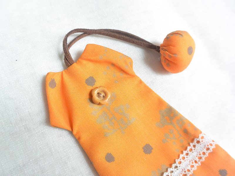 手感洋裝鑰匙包 - 秋 - 鑰匙圈/鎖匙扣 - 棉．麻 橘色
