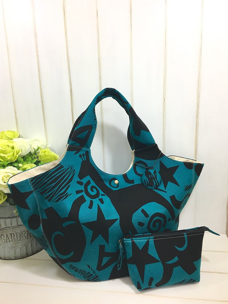 •R• | Japanese ZOO geometric art | BODY oversized shoulder bag - กระเป๋าแมสเซนเจอร์ - ผ้าฝ้าย/ผ้าลินิน 