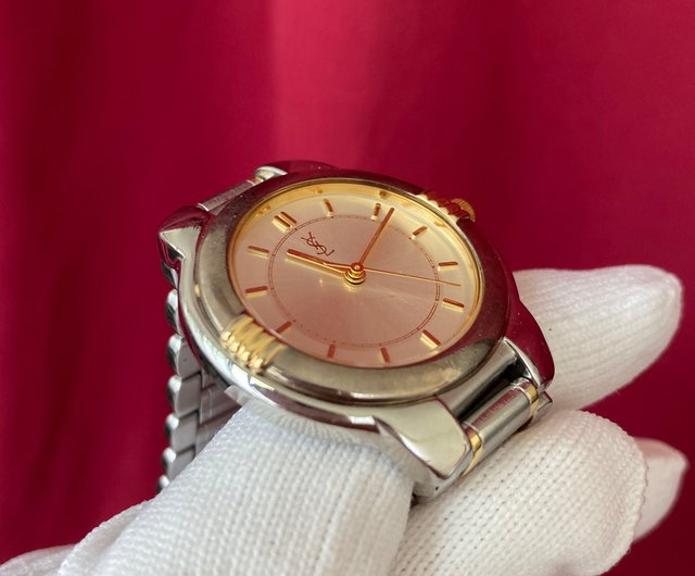 YSL シルバー ラウンド サイド刻印入りケース ツートーン ストラップ