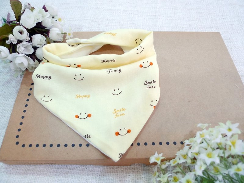 Triangle water towel / bib - smile face (yellow) - Bibs - Cotton & Hemp Yellow