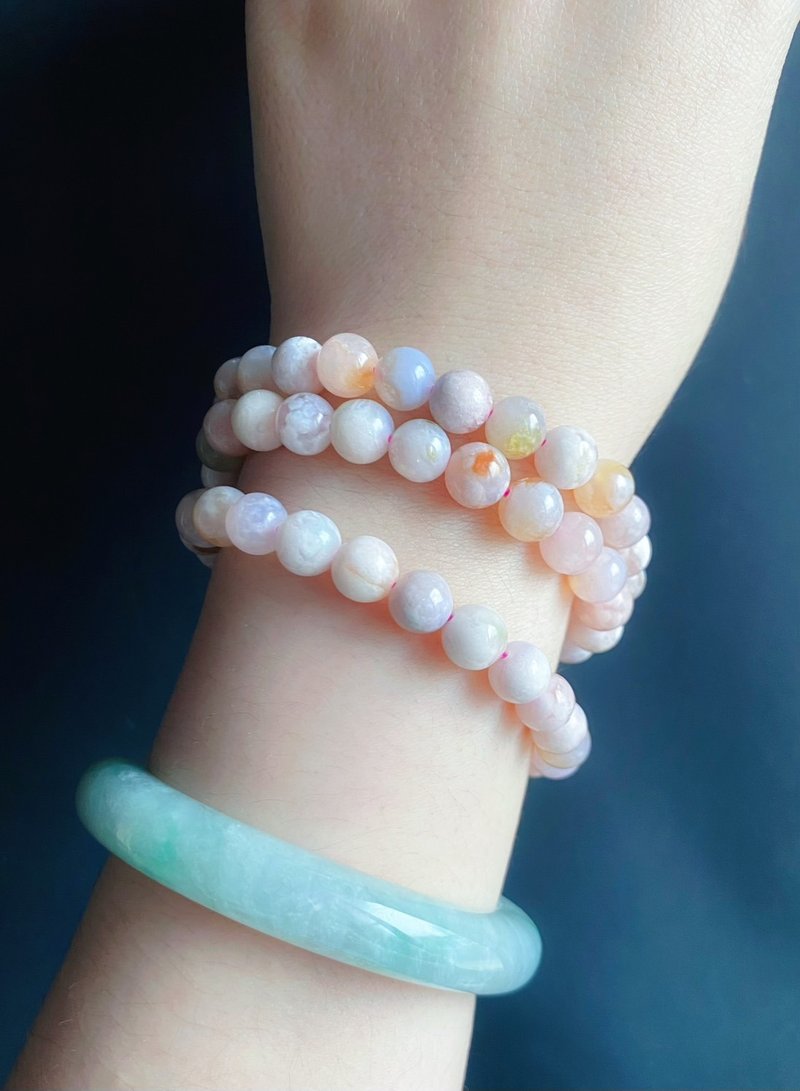 Graduation season eternal flower cherry blossom agate multi-circle cream pink small high-end bracelet natural stone gift - สร้อยข้อมือ - คริสตัล หลากหลายสี