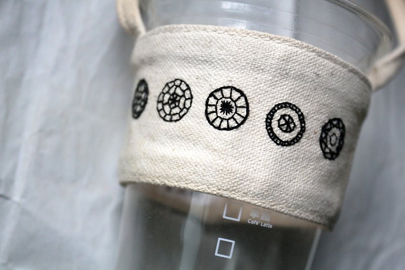 Limited eco-friendly hand-embroidered totem cup holder/cup bag - Beverage Holders & Bags - Cotton & Hemp Multicolor