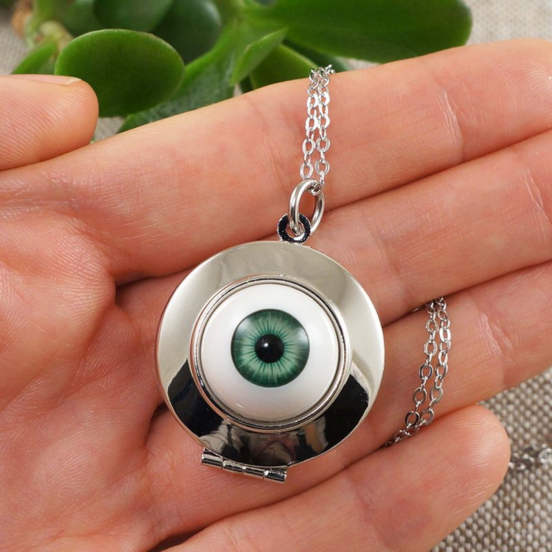 Green Human Eye Evil Eye Silver Photo Locket Protection Pendant Necklace Jewelry - สร้อยคอ - วัสดุอื่นๆ สีเขียว