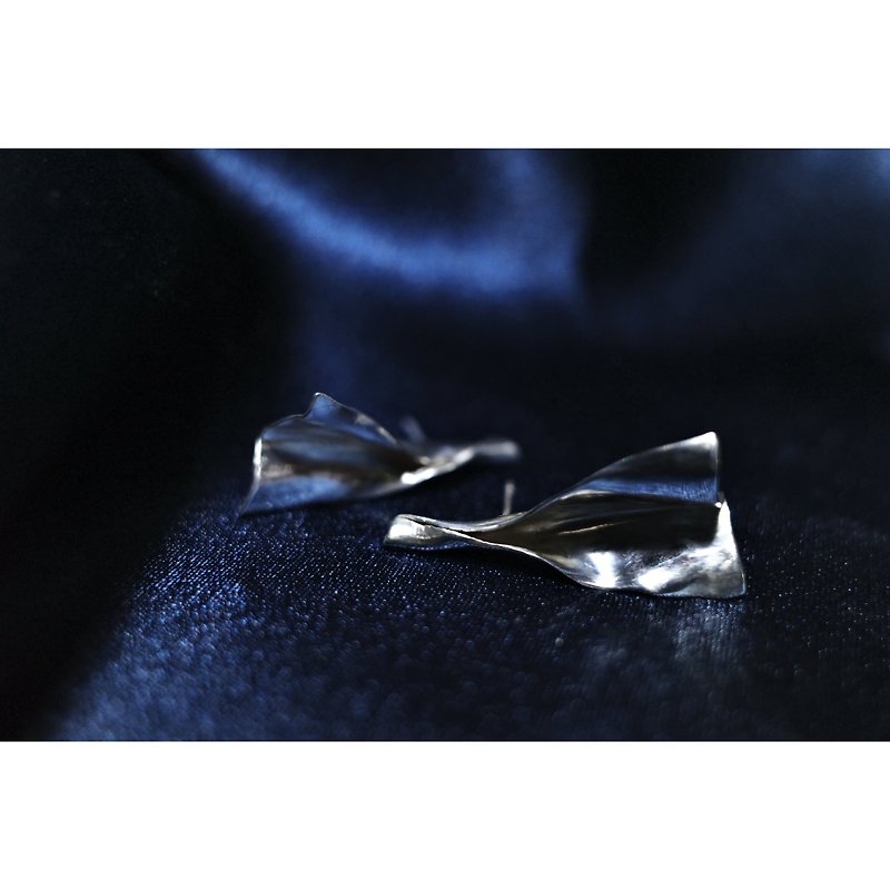 /berry ornaments/spot + custom-made sterling silver earrings earrings S925 handmade handmade gift Valentine's Day - Earrings & Clip-ons - Sterling Silver 