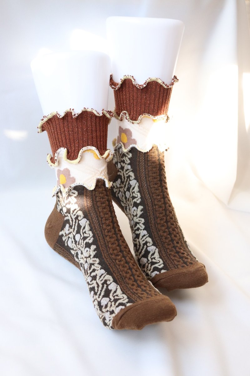 ブラウン×イエロー　カラフルメロウソックス 派手靴下 個性的 22.5〜25 女性靴下 socks - 襪子 - 其他材質 咖啡色
