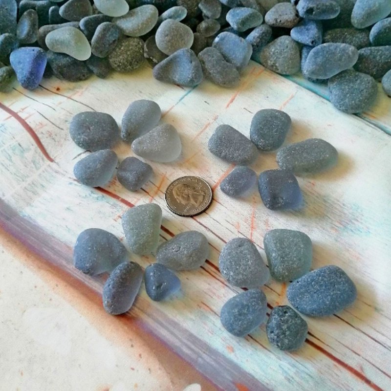Genuine Sea glass Jewelry Sea glass bulk Gray Seaglass decor Genuine Beach glass - 陶藝/玻璃 - 玻璃 灰色