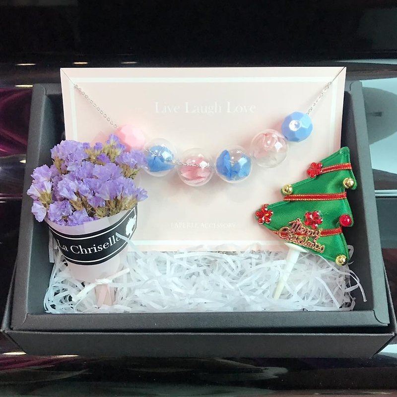 Dry Flower Preserved Flower Gift Box Necklace  Birthday Bridesmaid graduation - สร้อยติดคอ - แก้ว สึชมพู