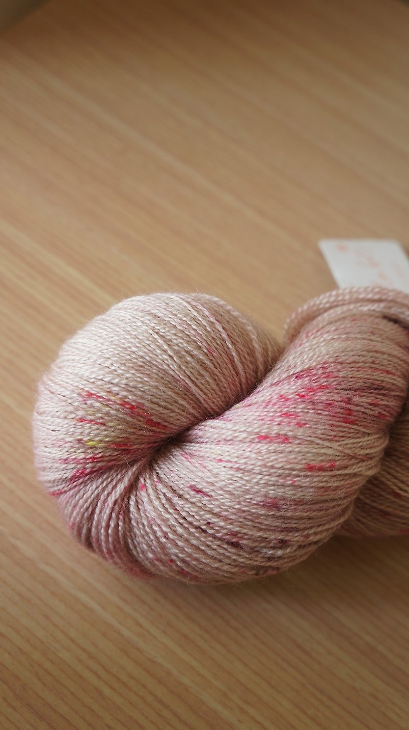 Hand dyed lace thread. Petal (BFL/Silk) - Knitting, Embroidery, Felted Wool & Sewing - Wool 