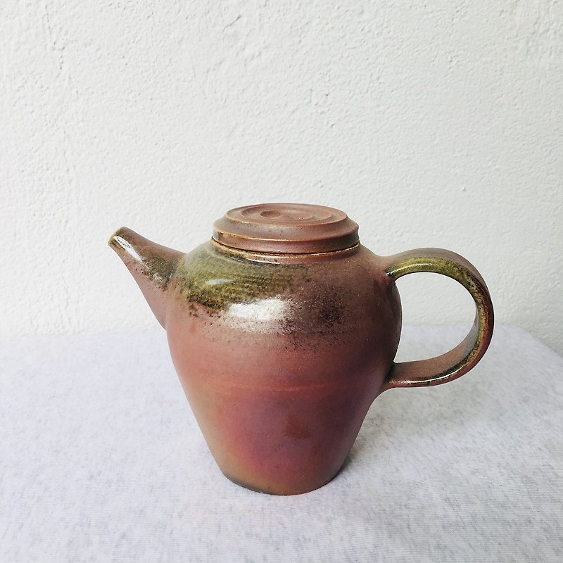 柴燒自然釉紫紅壺 - 茶具/茶杯 - 陶 多色