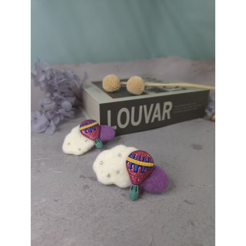 雲の熱気球 羊毛フェルト キッズヘアクリップ スワロフスキー - ヘアアクセサリー - ウール 多色